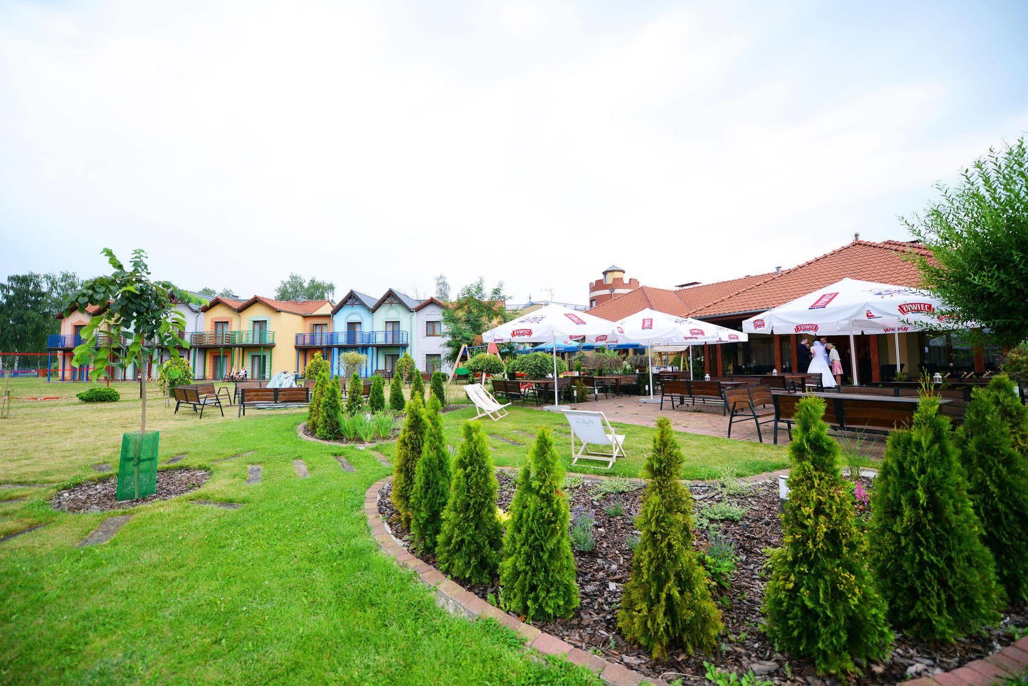Hotel Daglezja Nad Jeziorem Kornickim Kórnik Dış mekan fotoğraf